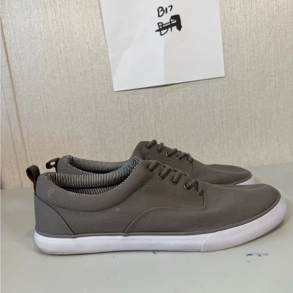 Goodfellow & Co Men's Gray Low-Profile Lace-Up Sneakers‎